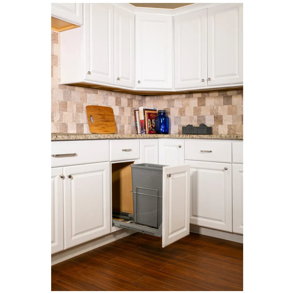 Izzy Wire Trashcan Pullout with Soft-close Slides