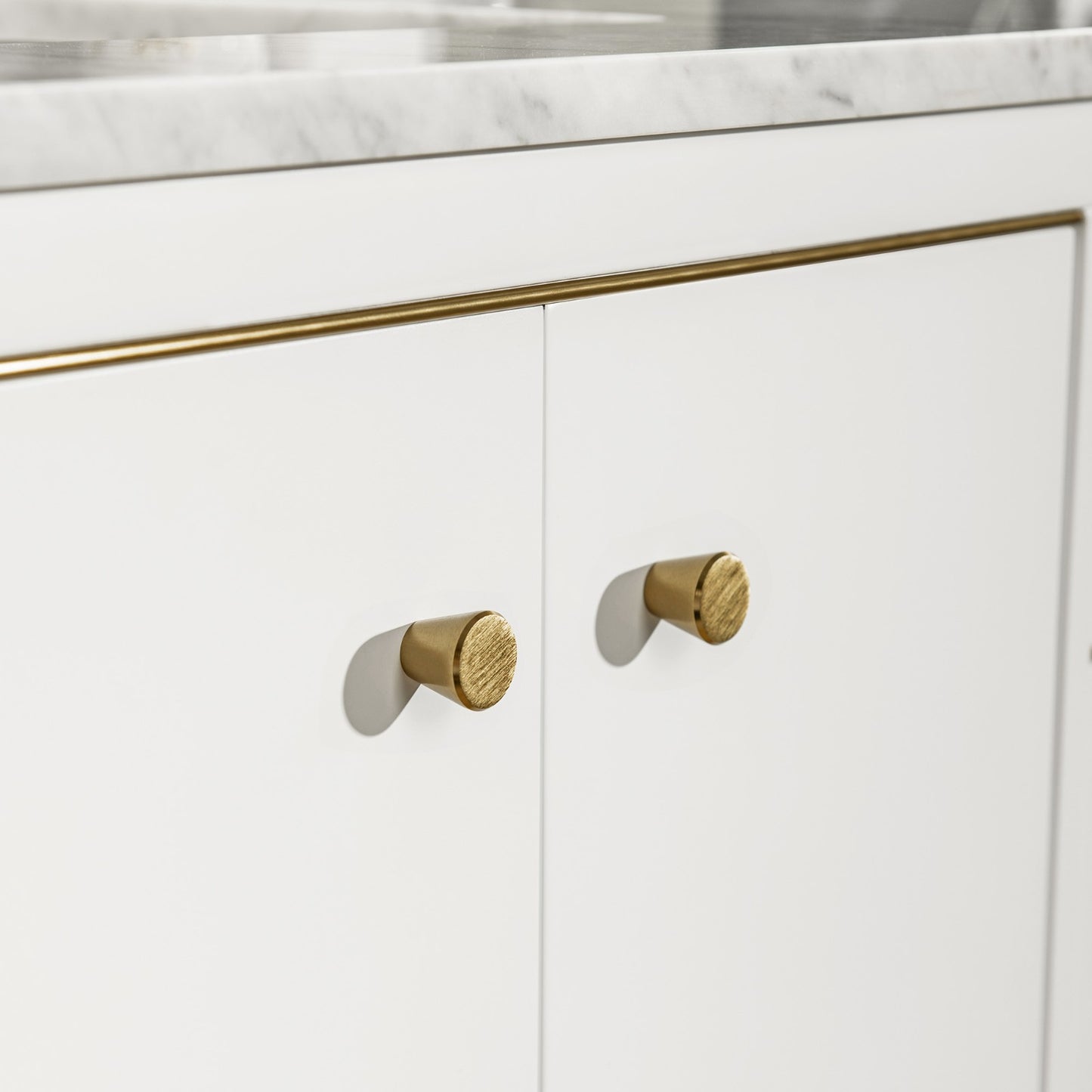 Roma 48" Freestanding Bathroom Vanity with Stone Top and Porcelain Undermount Sink