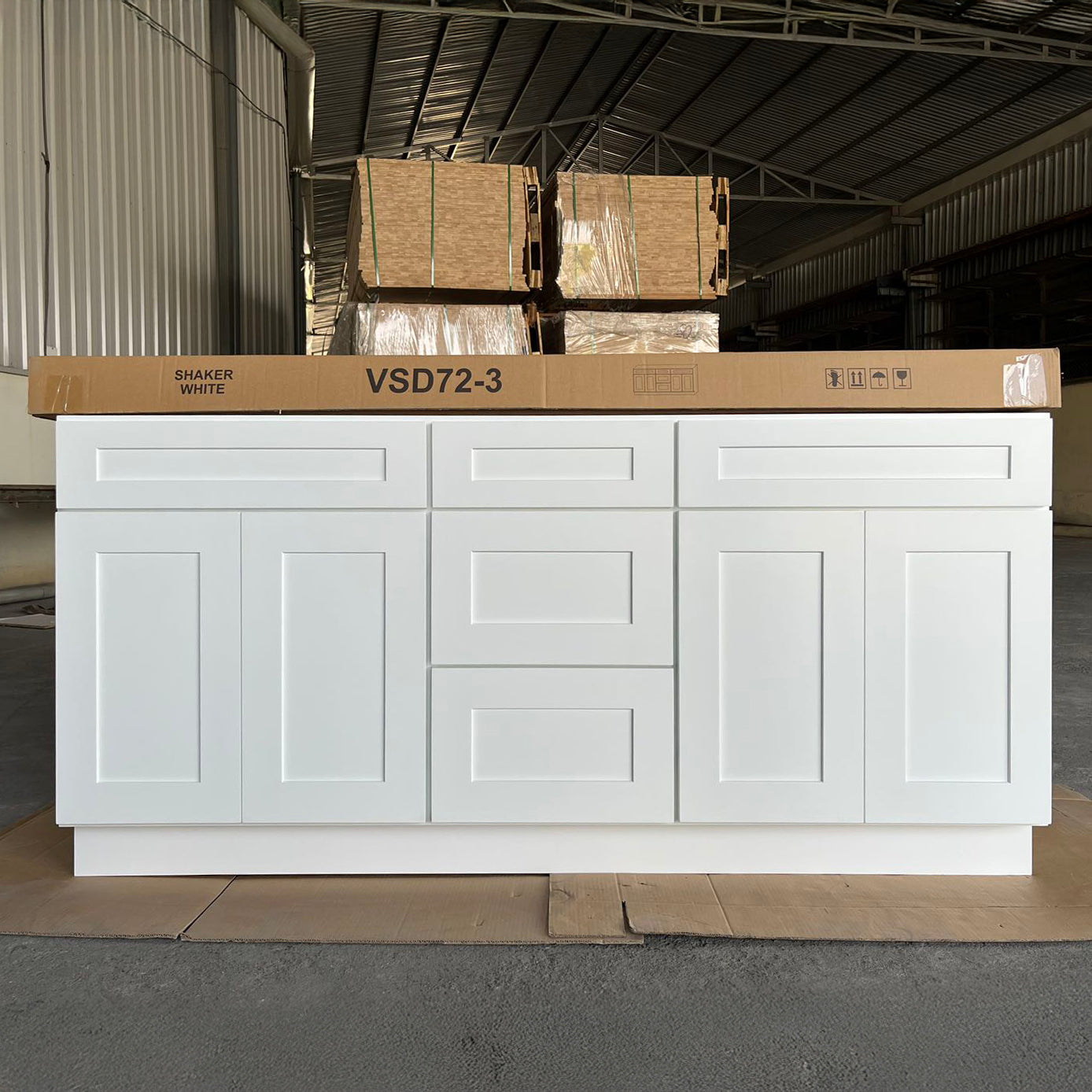 LX-White Shaker (Bathroom Vanity Only)
