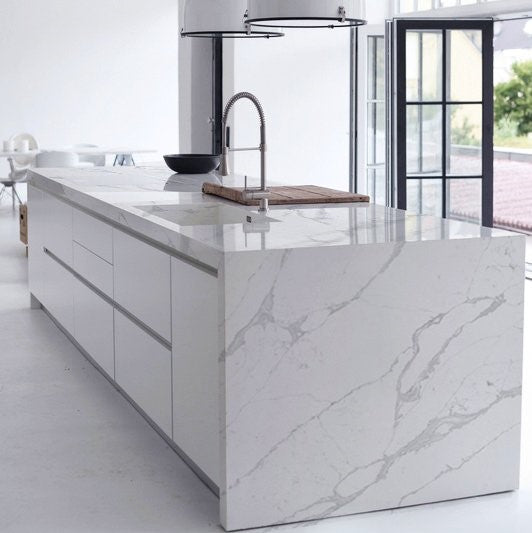 Calacatta Supreme Quartz Slab