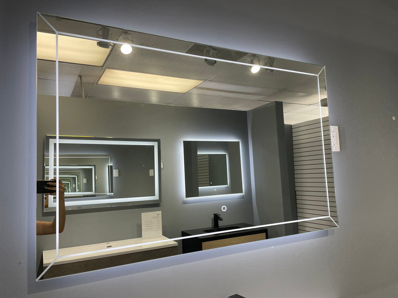 Athena LED Mirror
