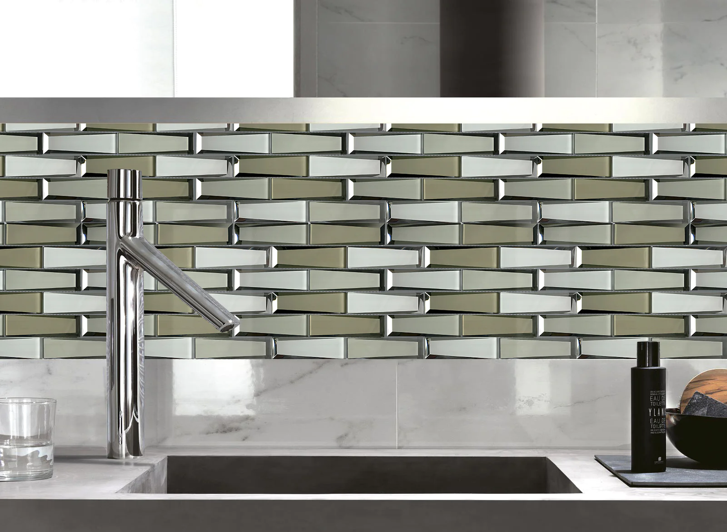 Reed Mosaic Tile