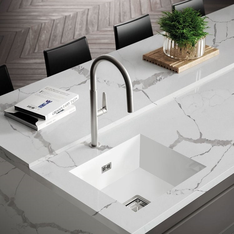Statuario Leonardo Quartz Slab