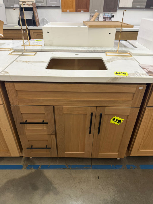 [CLEARANCE] 36" Oak Shaker Vanity Drawer Left [BASE ONLY]