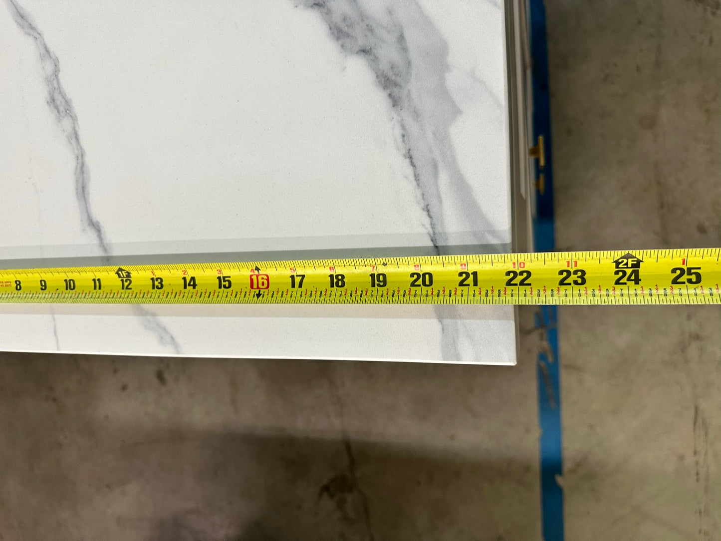 [CLEARANCE] 36" Center Calacatta White Integrated Quartz Vanity Top