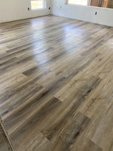 Load image into Gallery viewer, Lakeview Saguaro SPC Flooring
