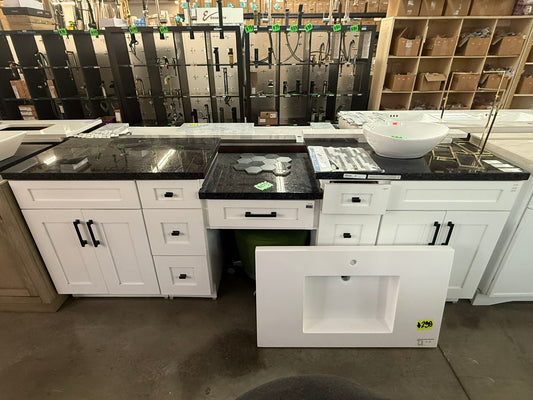 [CLEARANCE] 96" White Shaker Double Vanity with 6 Drawers and Knee drawer and Black Custom Countertop