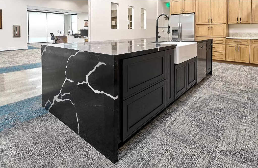 Black Double Slim Shaker