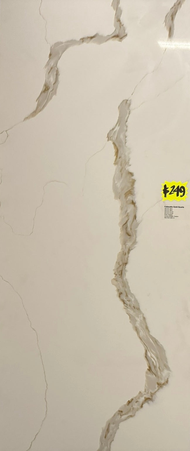 [CLEARANCE] Calacatta Gold Quartz Slab