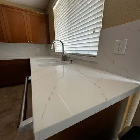 Calacatta De Oro Sintera Silica-Free Quartz Slab