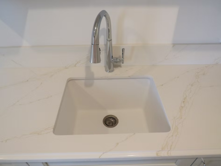 Calacatta De Oro Sintera Silica-Free Quartz Slab