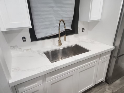 Mina De Oro Quartz Slab