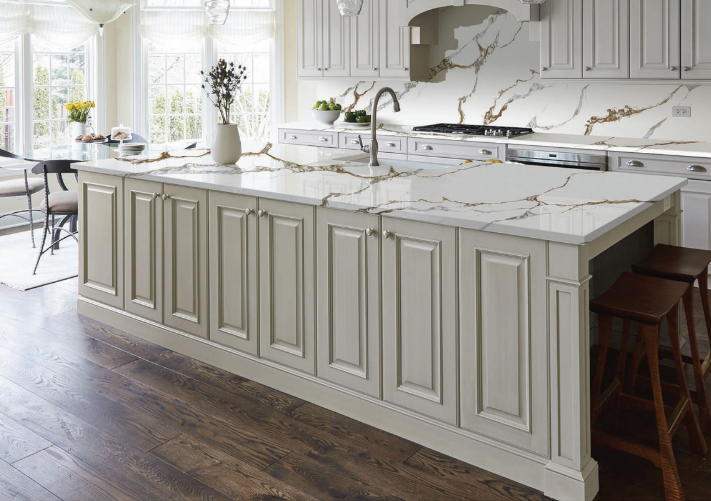 Calacatta Venice Quartz Slab