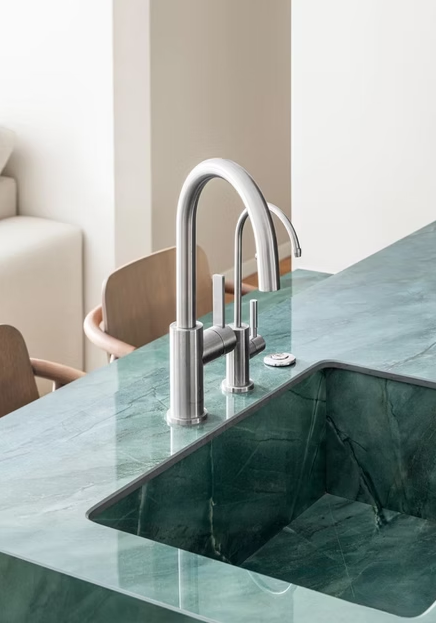 Atlas Plan PorcelainTop™ Exotic Green Porcelain Slab
