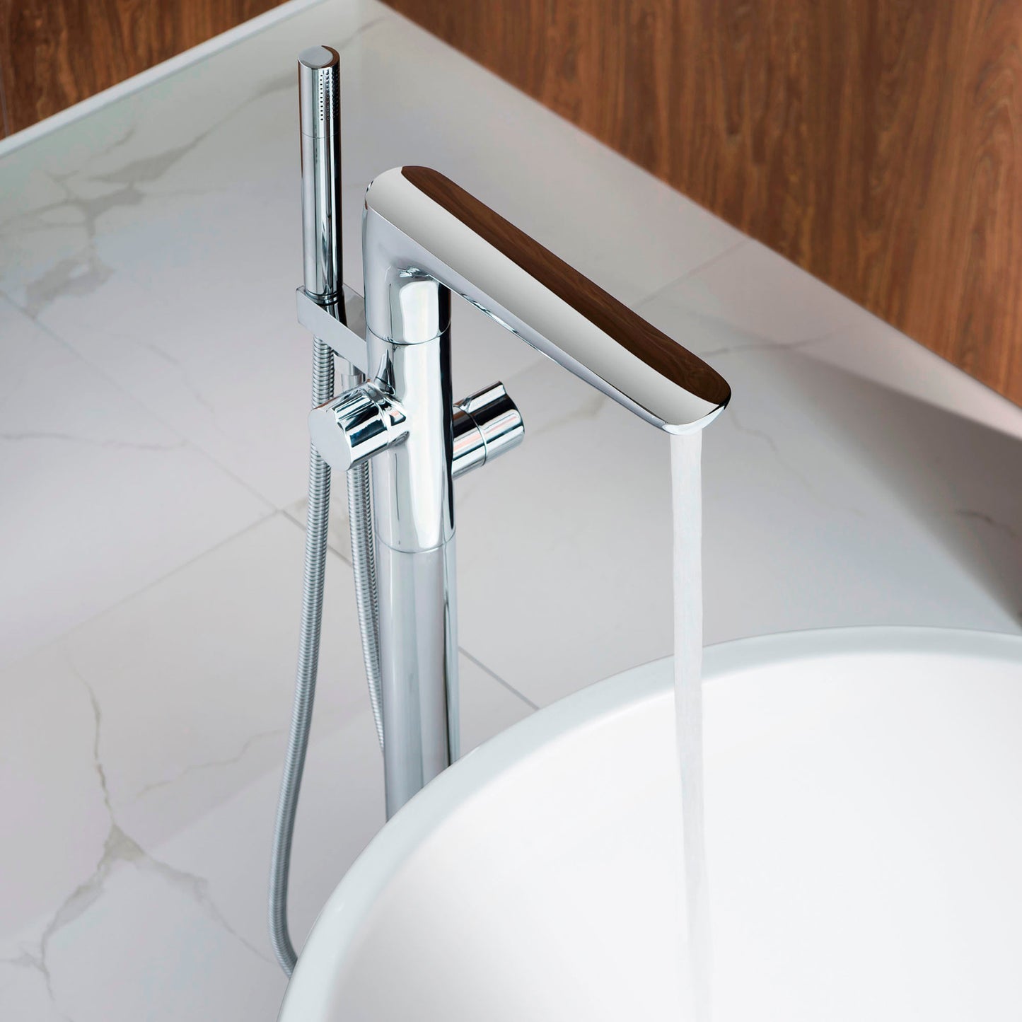 Gizeh Freestanding Tub Faucet