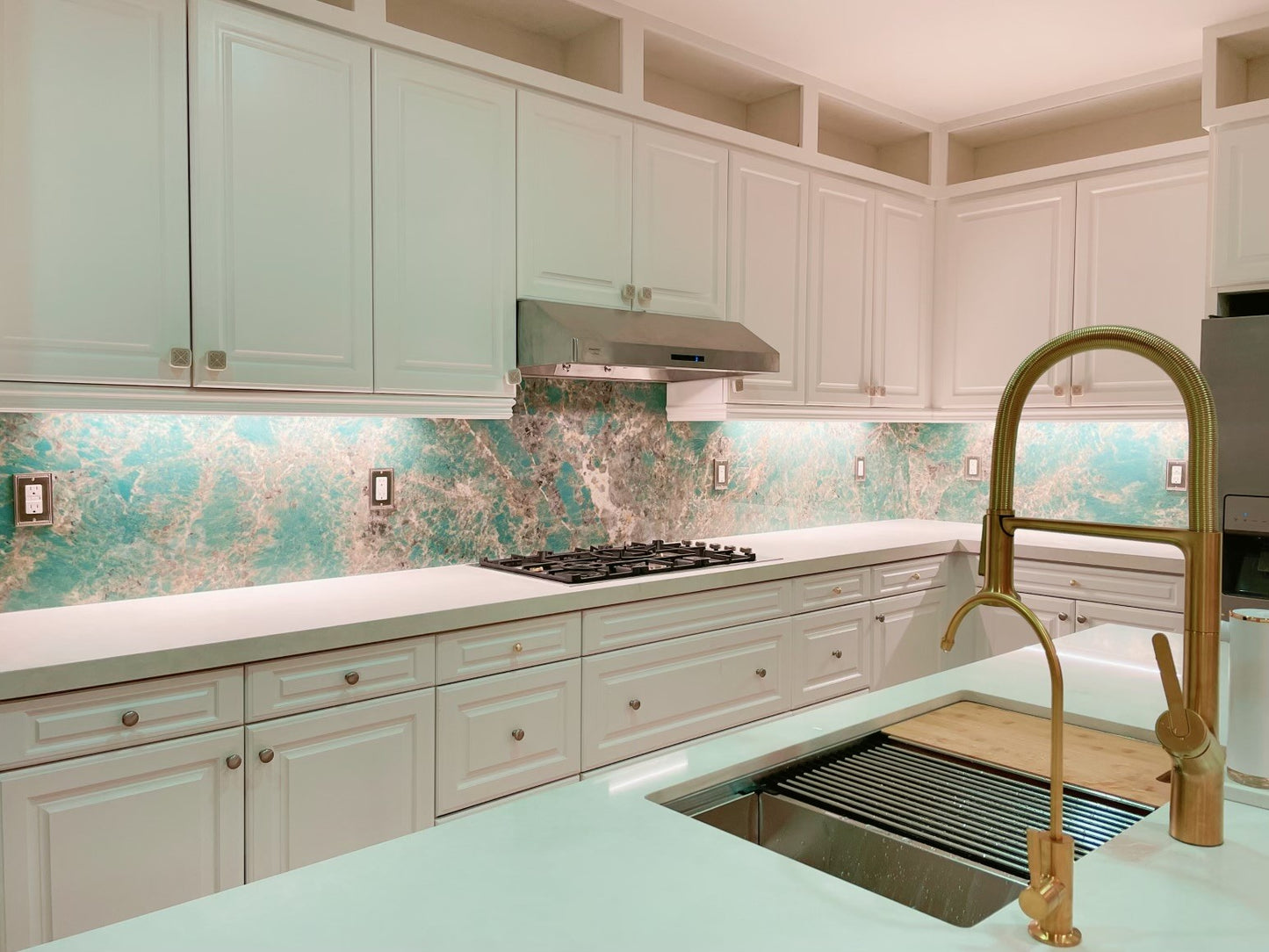 Atlas Concorde HybridSlab™ Amazzonite Rectified Porcelain Slab