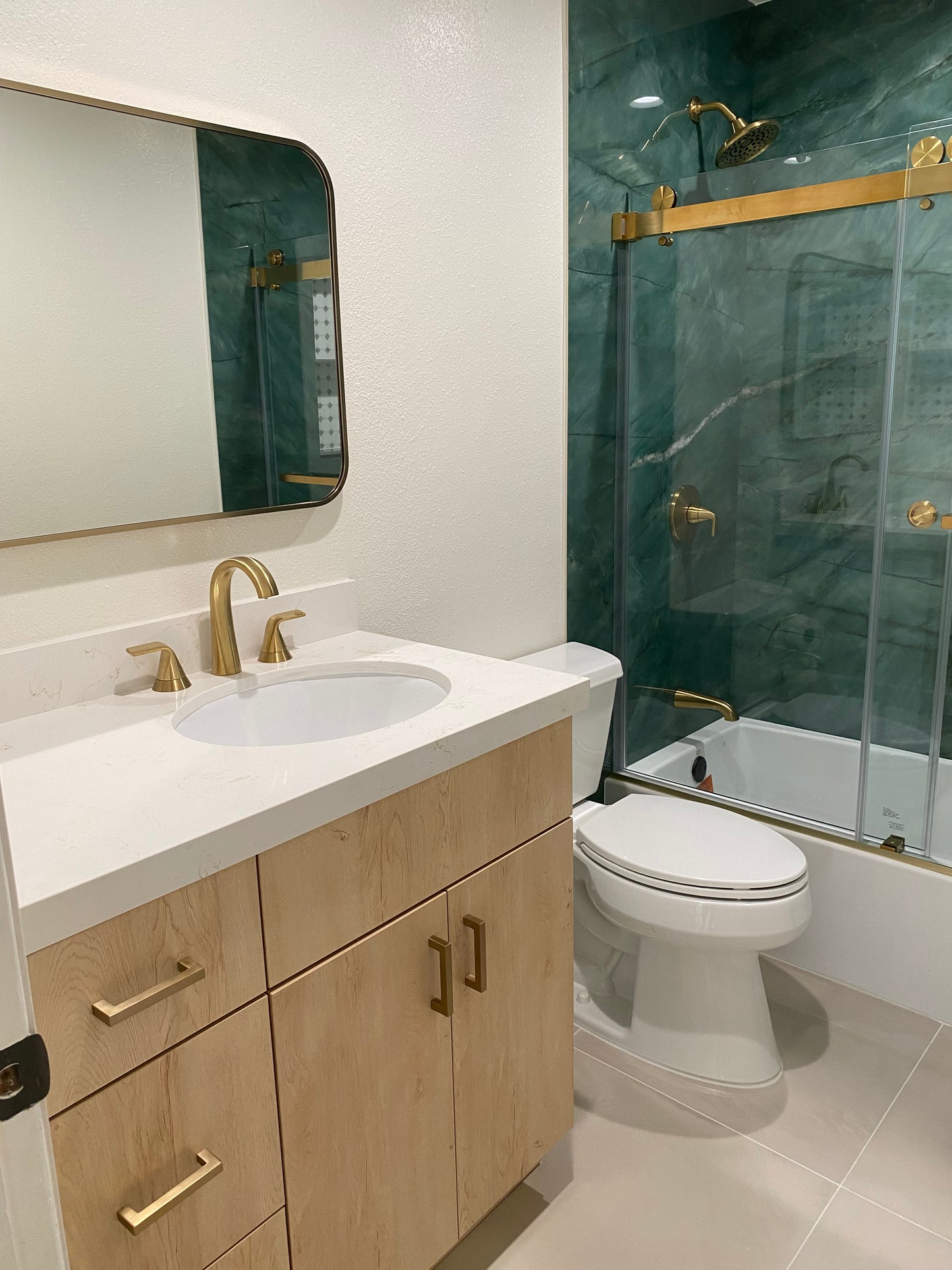 Atlas Concorde HybridSlab™ Exotic Green Rectified Porcelain Slab