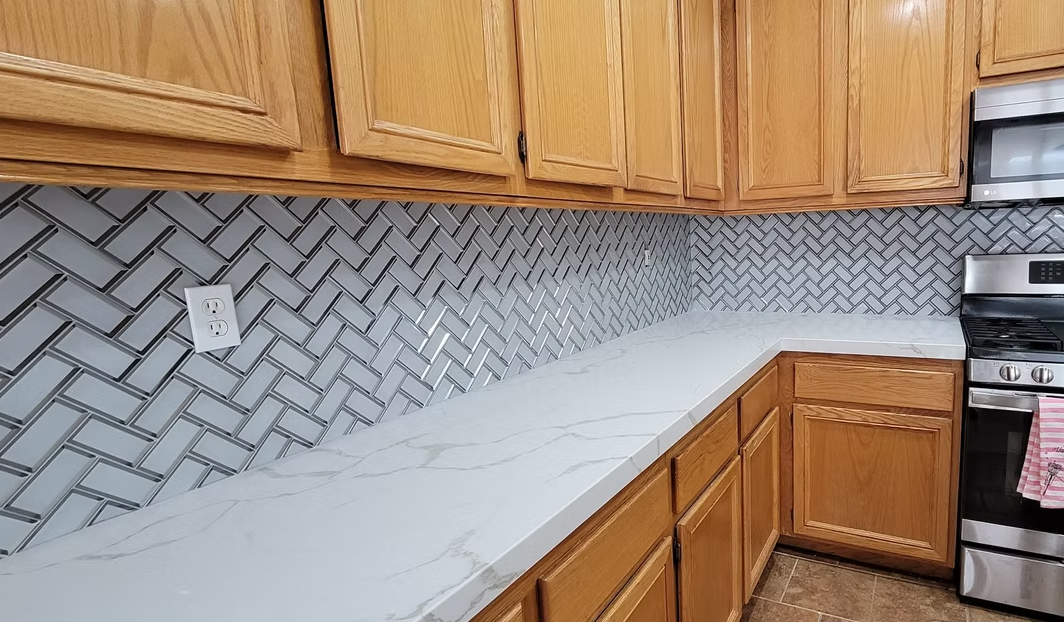 Calacatta Del Sol Quartz Slab