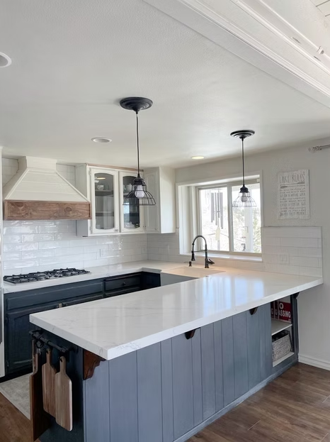 Calacatta Everest Quartz Slab