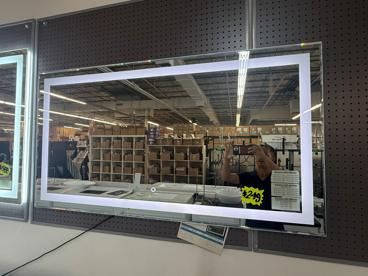 [CLEARANCE] 60" Aurora LED Mirror