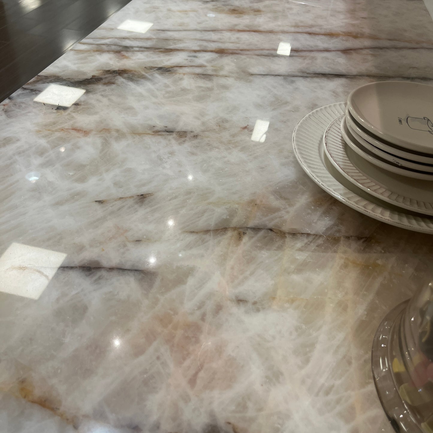 Cristallo Quartzite Slab