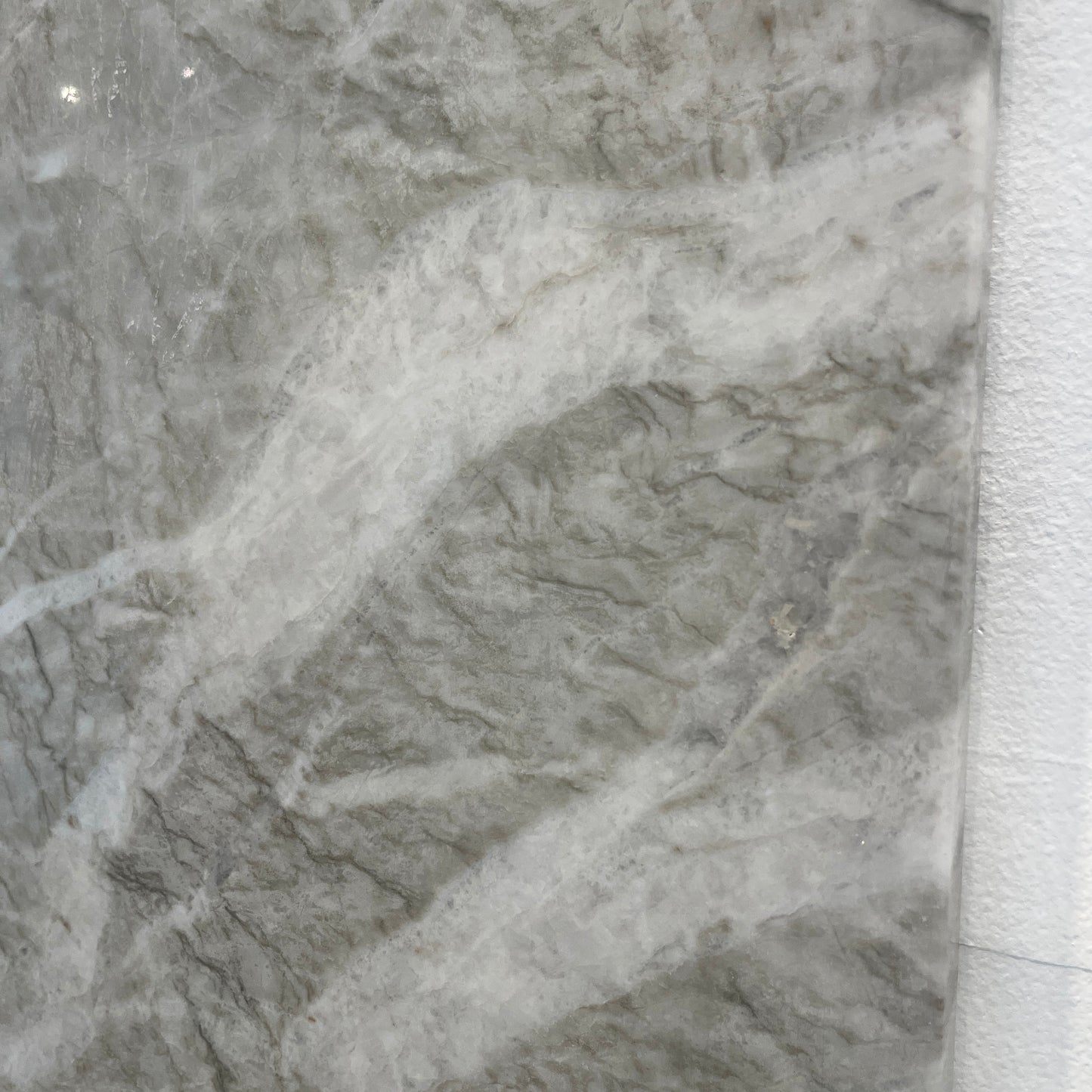 Vitoria Luxe Quartzite Slab