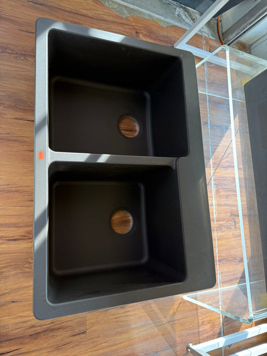 [CLEARANCE] 33" Composite Granite Kitchen Sink, 60/40 Double Bowl
