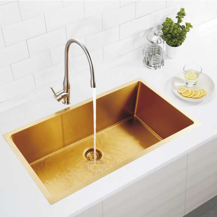 Kevin 33" Stainless Steel Undermount Kitchen Sink