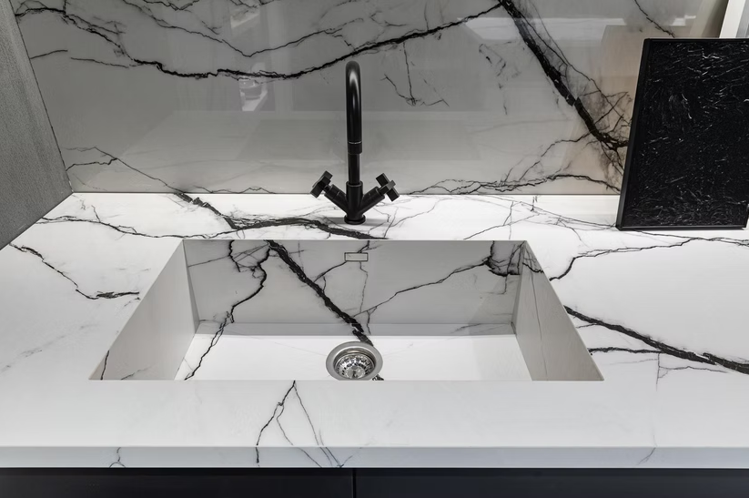 Florim PorcelainTop™ Marble Breach White Porcelain Slab