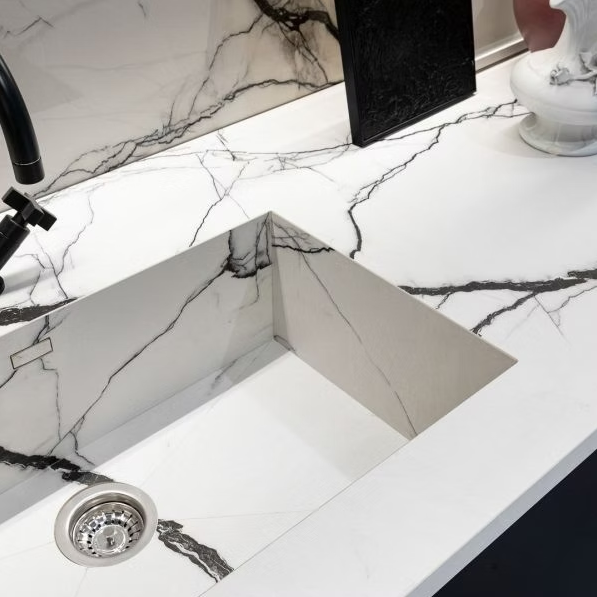 Florim PorcelainTop™ Marble Breach White Porcelain Slab