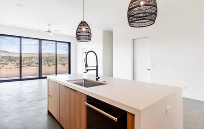 Playa Bahamas Quartz Slab