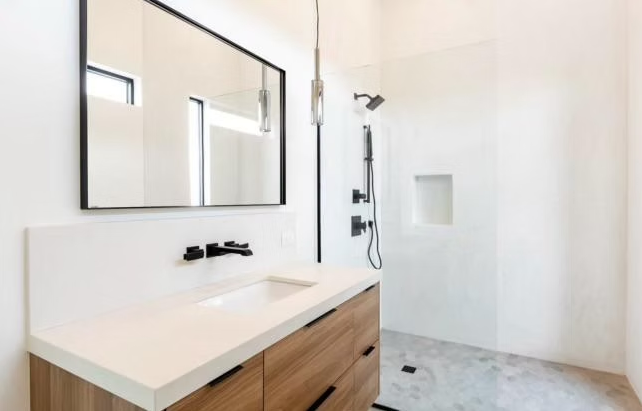 Playa Bahamas Quartz Slab