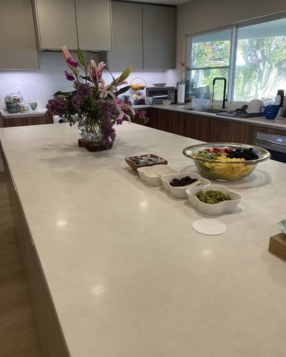 Playa Bahamas Quartz Slab