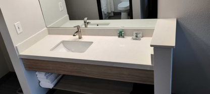 Playa Bahamas Quartz Slab