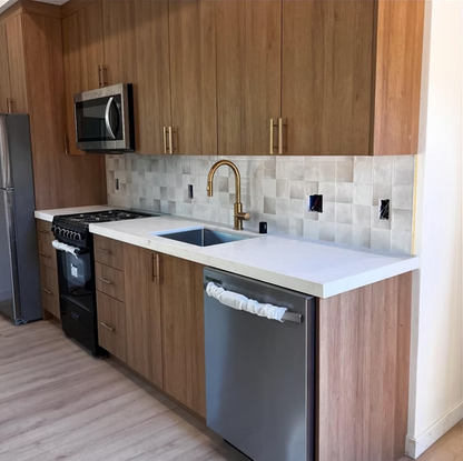 Playa Bahamas Quartz Slab