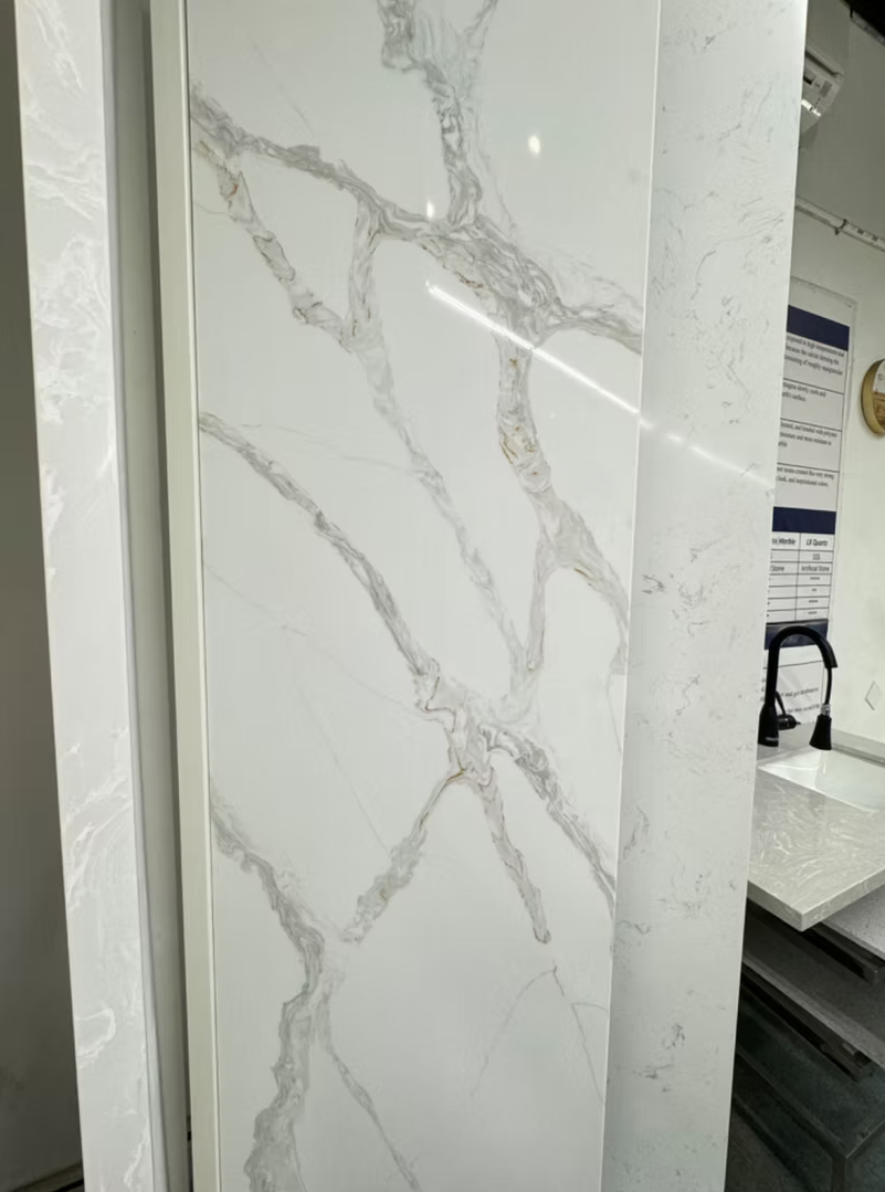 [CLEARANCE] Golden Mirage Quartz Slab
