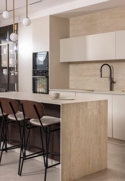 Atlas Plan PorcelainTop™ Travertine Sand Porcelain Slab