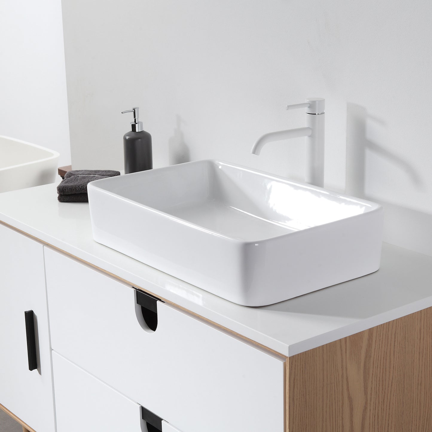 Portree 48" Freestanding Bathroom Vanity with Pure White Quartz Top and Ceramic Vessel Sink