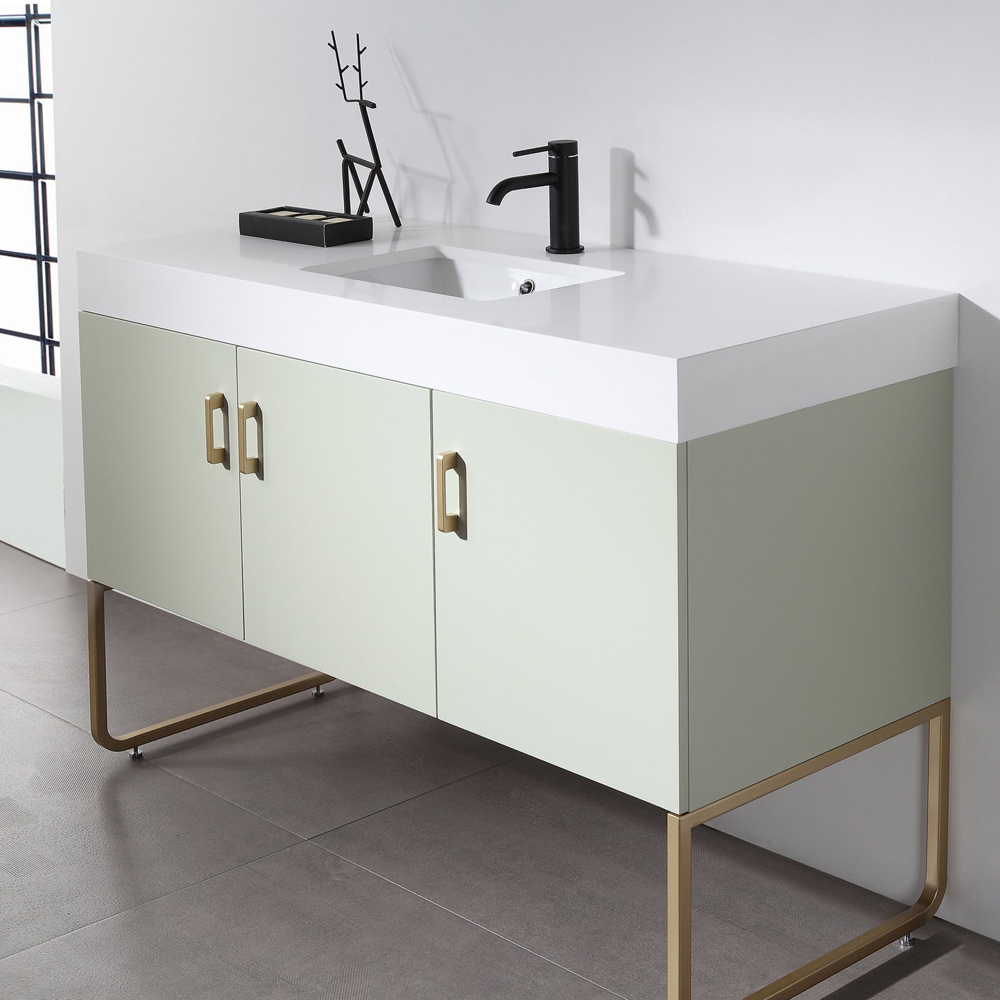 Veemon 48" Freestanding Bathroom Vanity with Pure White Quartz Top and Ceramic Undermount Sink