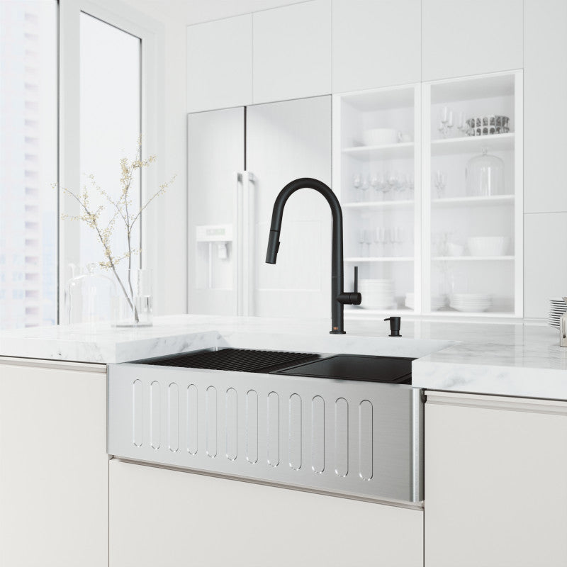 Oxford Fluted 33" Stainless Steel Apron / Farmhouse Kitchen Sink with Workstation