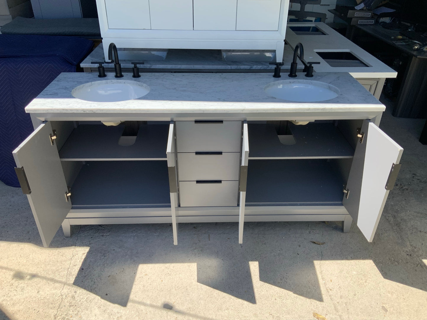 [CLEARANCE] Water Creation Elizabeth Cashmere Grey 60" Bathroom Vanity [BASE ONLY]