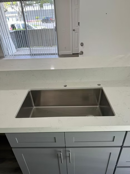White Venatino Sintera Silica-Free Quartz Slab