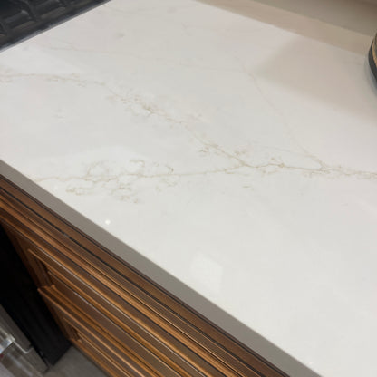 BCS-Calacatta Bonita Quartz Slab