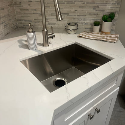 Additional view 11 of the Calacatta Dream engineered quartz slab
