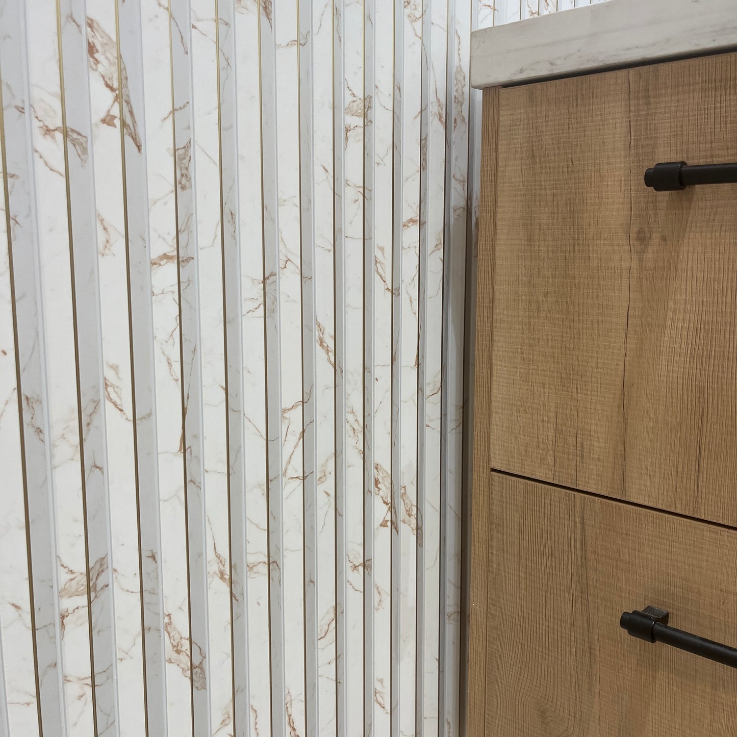 BCS-Calacatta Elegant Quartz Slab