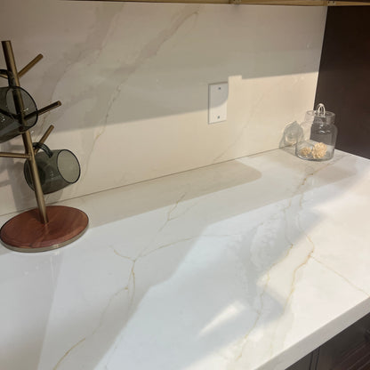 BCS-Calacatta Luxe Quartz Slab