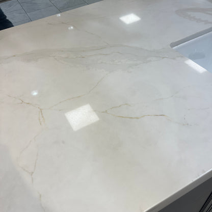 BCS-Calacatta Luxe Quartz Slab