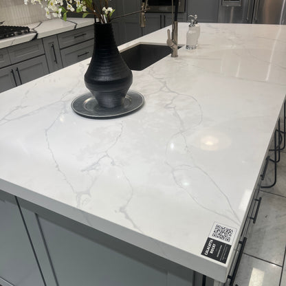 BCS-Calacatta Rocky Quartz Slab