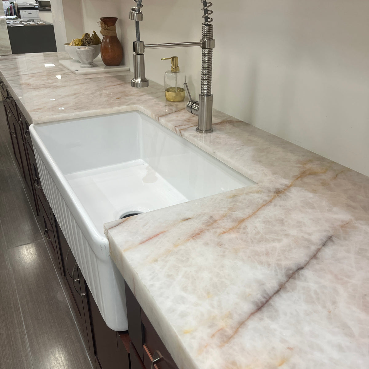 Additional view 9 of the Cristallo Brazilian quartzite slab