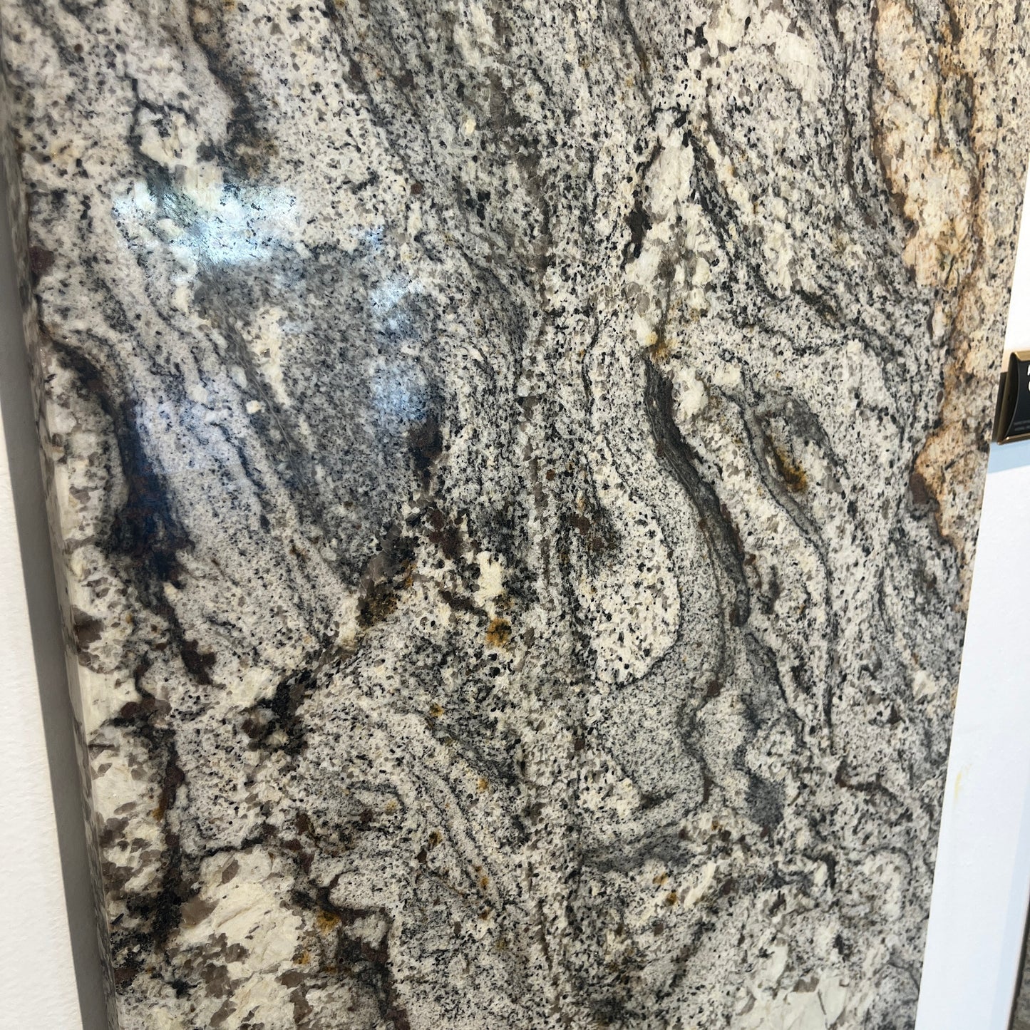 BCS-Silver Canyon Granite Slab